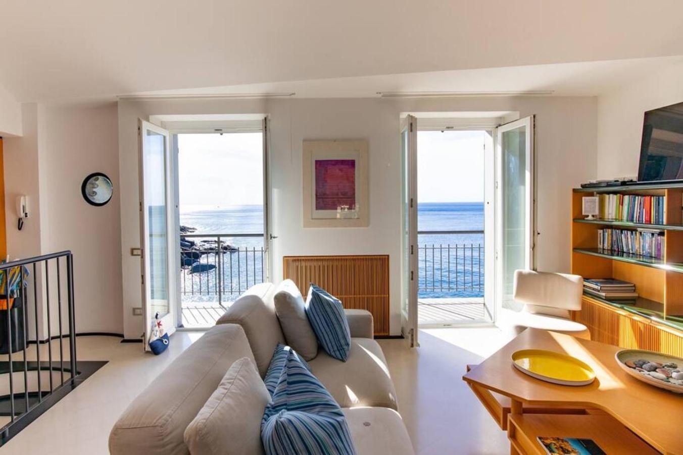 Carattino 12 Idyllic Seafront Retreat Daire Vernazza Dış mekan fotoğraf